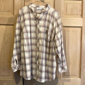 D&Co plaid blouse size 2X, long sleeves. Cotton blend.